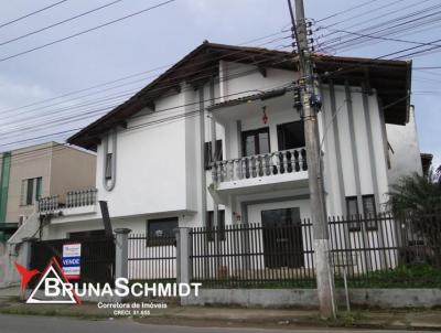 Casa para Venda, em São Bento do Sul, bairro Centro, 5 dormitórios, 4 banheiros, 2 suítes, 3 vagas