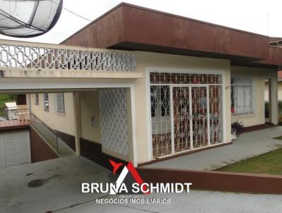 Casa para Venda, em São Bento do Sul, bairro Centro, 4 dormitórios, 2 banheiros, 1 vaga